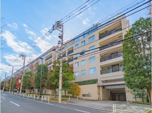 New 2LDK Apartment for Sale in Shibuya, Tokyo 61.11m2 - Thumbnail 2