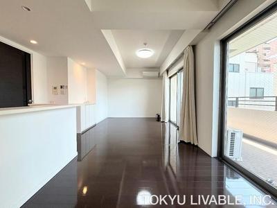 2LDK 65.4m² Apartment for Sale Near Kita-Senju, Adachi — Interior, Adachi, Tokyo