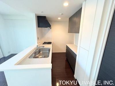 2LDK 65.4m² Apartment for Sale Near Kita-Senju, Adachi — Interior, Adachi, Tokyo