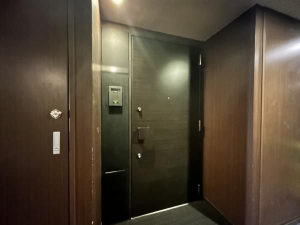 1LDK Apartment for Sale in Taito, Tokyo - 44.32m2 24th Floor - Thumbnail 3