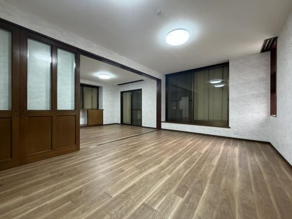 6LDK Renovated House in Tsurumi-ku, Yokohama - Thumbnail 3
