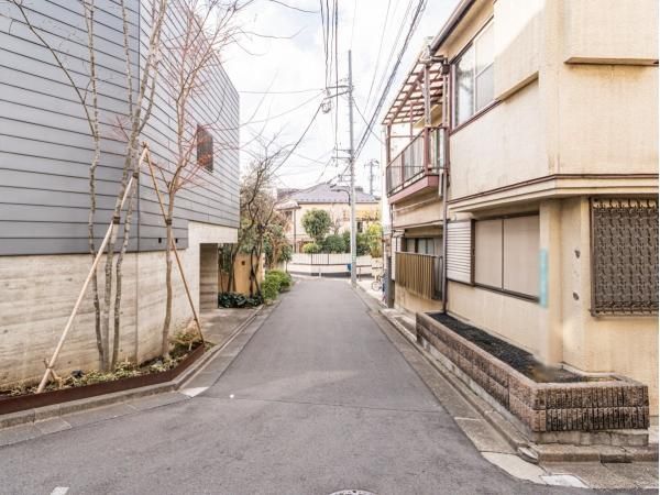 3LDK House for Sale in Komagome, Toshima-ku, Tokyo - Thumbnail 4