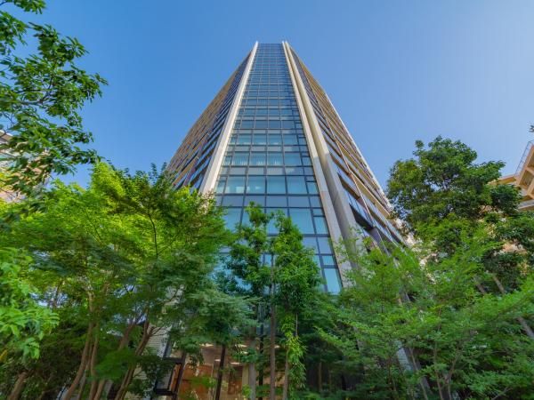Grand Hills Ebisu 2LDK Apartment in Shibuya, Tokyo for Sale - Thumbnail 2