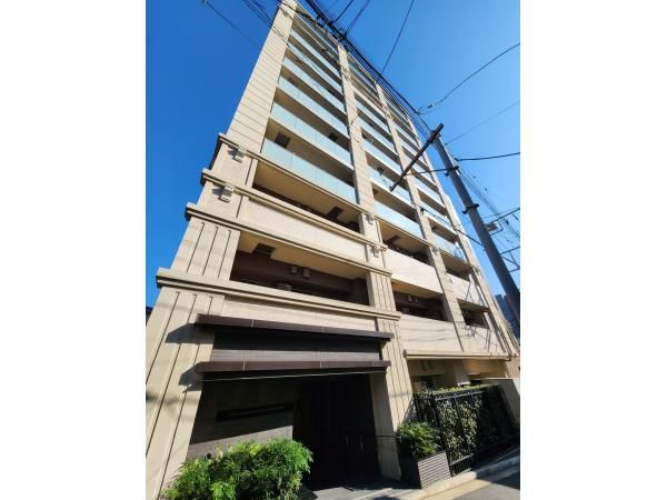 2LDK Apartment for Sale in Kanagawa-ku, Yokohama - Image 1