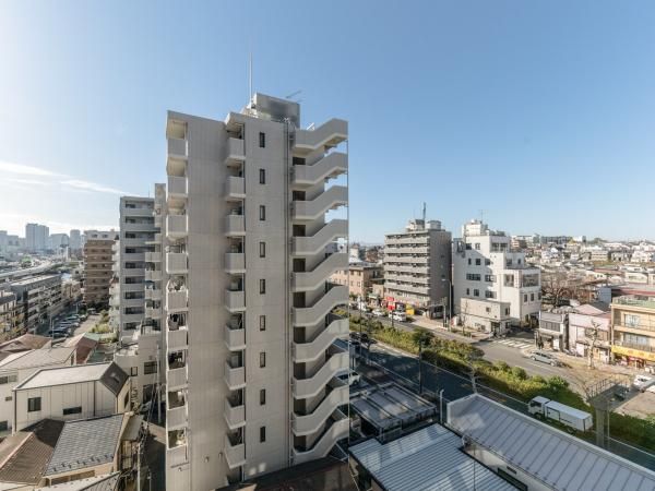 2LDK Apartment for Sale in Kanagawa-ku, Yokohama - Thumbnail 2