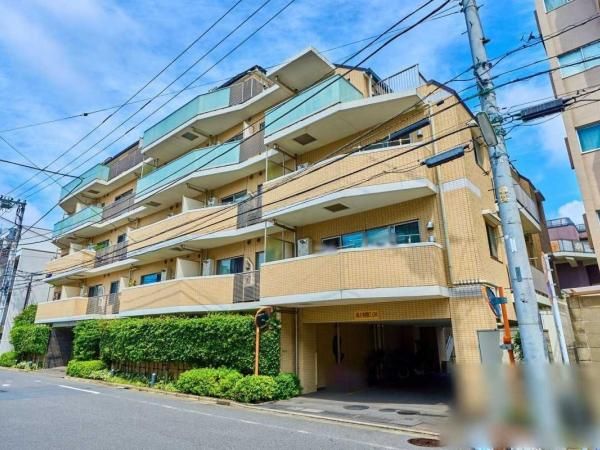 Grand Suite Sangenjaya Residence 1LDK Apartment for Sale in Setagaya - Thumbnail 4
