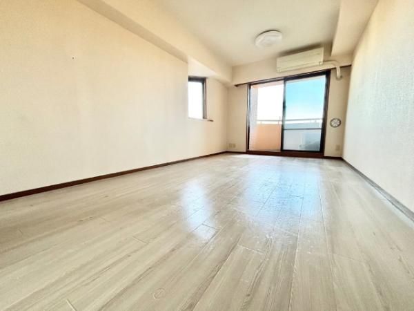 1LDK Apartment for Sale in Funabori, Edogawa, Tokyo - Thumbnail 2