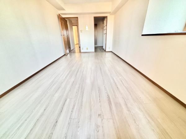 1LDK Apartment for Sale in Funabori, Edogawa, Tokyo - Thumbnail 3