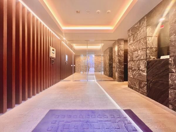 2LDK Apartment in Mejiro, Toshima-ku | 85.36m2 - Thumbnail 3