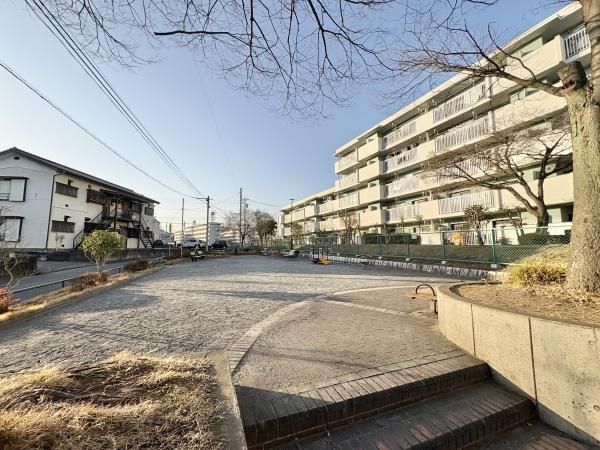 3LDK House for Sale in Kanagawa-ku, Yokohama - Thumbnail 3
