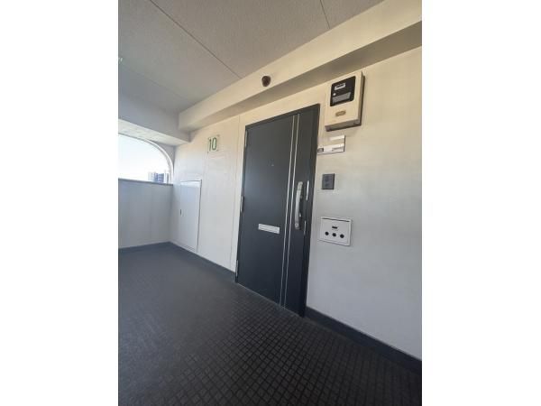 Renovated 2LDK Apartment in Minami-Oi, Shinagawa - Thumbnail 4