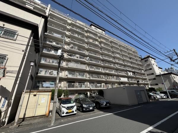 Renovated 2LDK Apartment in Minami-Oi, Shinagawa - Thumbnail 3