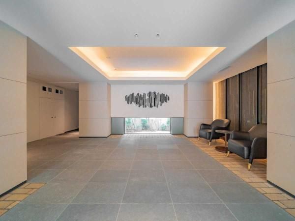 2LDK Corner Apartment for Sale in Shinjuku, Tokyo - Thumbnail 4
