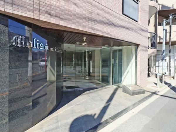 Renovated 3LDK Apartment for Sale in Shinagawa, Tokyo - Thumbnail 4