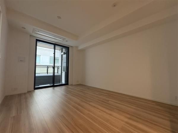 New 2LDK Apartment for Sale in Chiyoda, Tokyo - Thumbnail 4