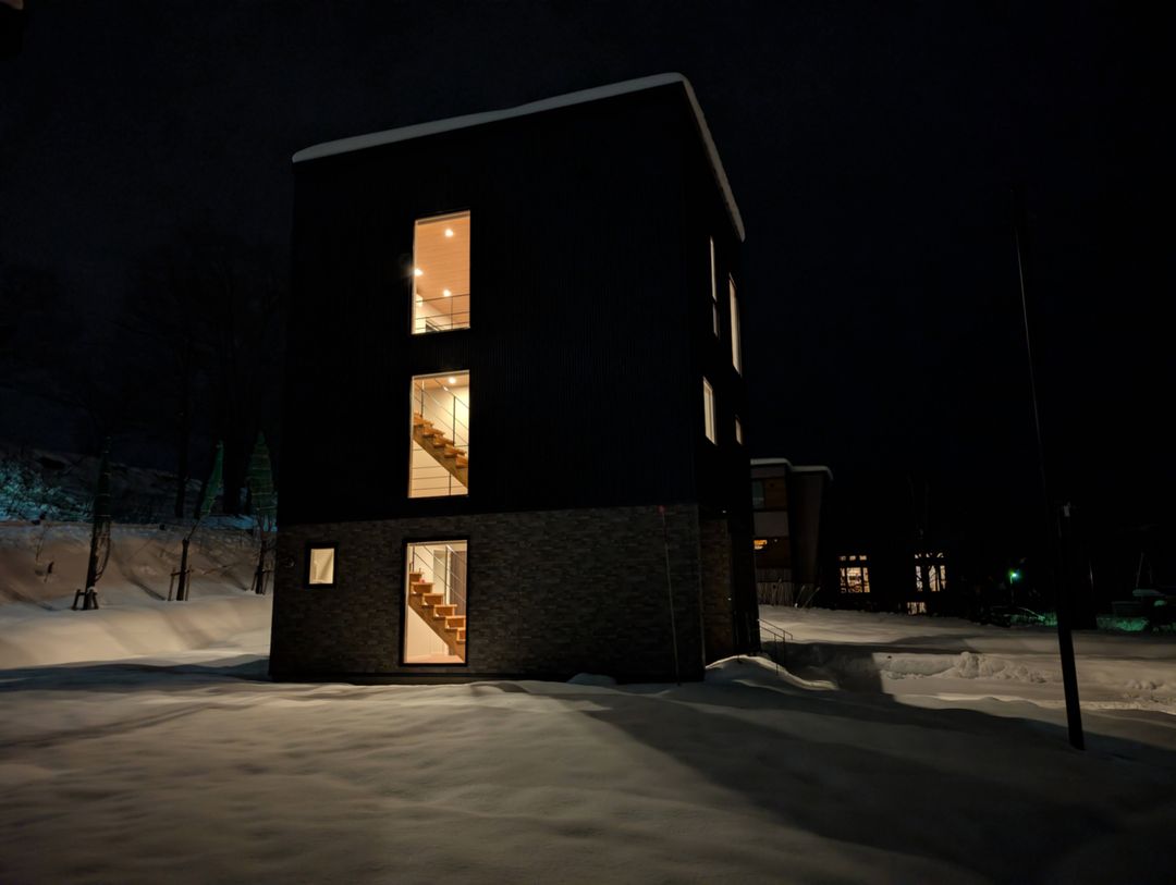 New 3BR Home in Country Resort, Kabayama, Niseko for Sale - Thumbnail 3