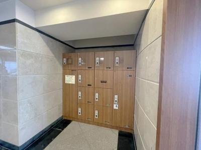 Renovated 2LDK Apartment in Nishi Ward, Yokohama near Yokohama Station — Front_door, Nishi, Kanagawa
