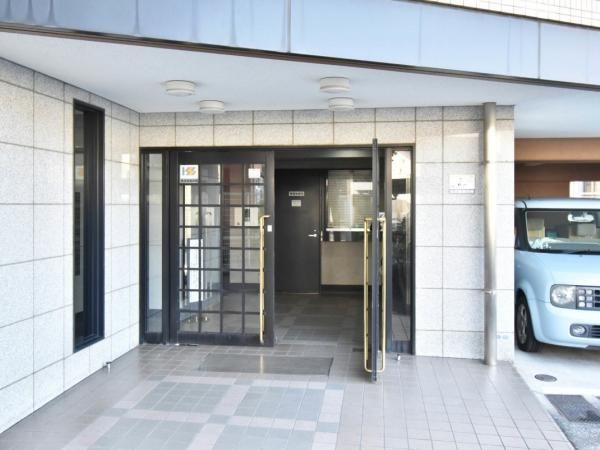 3LDK Apartment for Sale in Tsurumi-ku, Yokohama - Thumbnail 3
