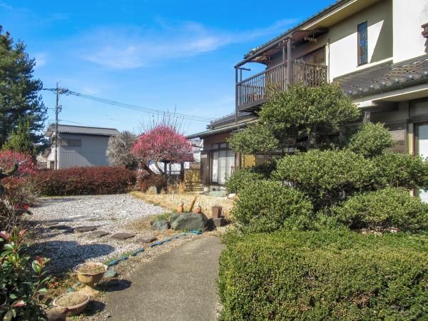 Spacious 7DK+2DK House in Musashimurayama, Tokyo - Thumbnail 3