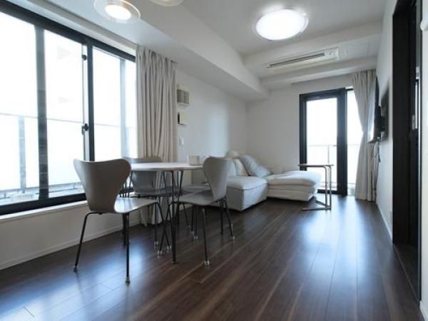 3LDK Apartment for Sale in Shinjuku, Tokyo – 70.82m² - Thumbnail 2