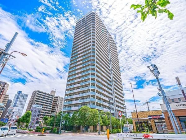 Proud Tower Nerima 4LDK Corner Apartment 128.92m² Tokyo - Thumbnail 2