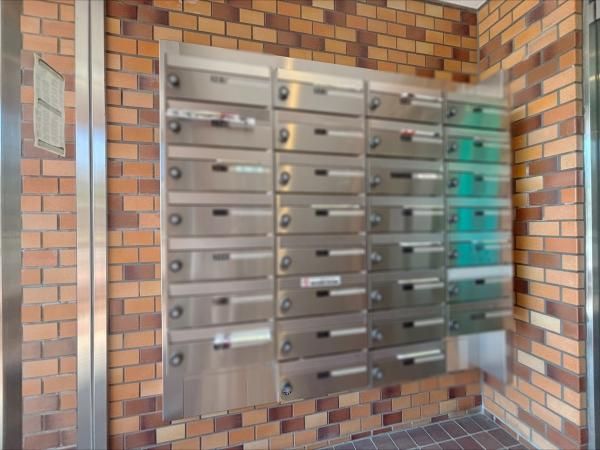 1R Apartment for Sale in Nishi-Azabu, Minato, Tokyo - Thumbnail 4