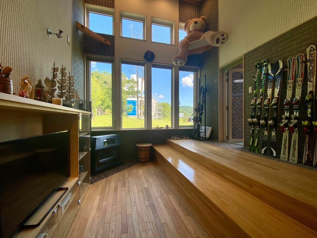 Country Resort Getaway House for Sale in Kabayama, Niseko - Thumbnail 2