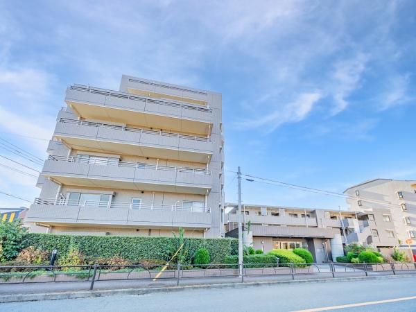 4LDK Apartment for Sale in Hikawadai, Nerima, Tokyo - Thumbnail 3