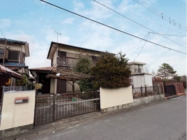 Land with Old House for Sale in Koshigaya, Saitama - Thumbnail 2