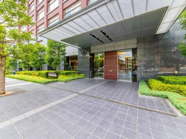 1LDK Apartment in Higashi-Ikebukuro, Toshima City, Tokyo - Thumbnail 3