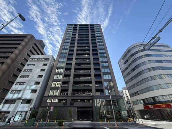 1LDK Apartment for Sale in Osaka Nishi Ward, 63.56m2 - Thumbnail 2