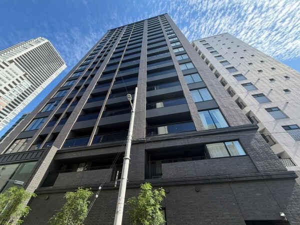 1LDK Apartment for Sale in Osaka Nishi Ward, 63.56m2 - Thumbnail 3