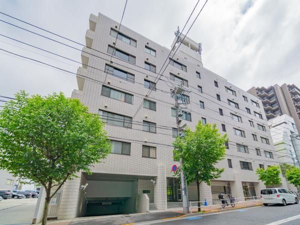 3LDK Apartment in Shinjuku, Tokyo – 135.45m² Top Floor Corner Unit - Thumbnail 3