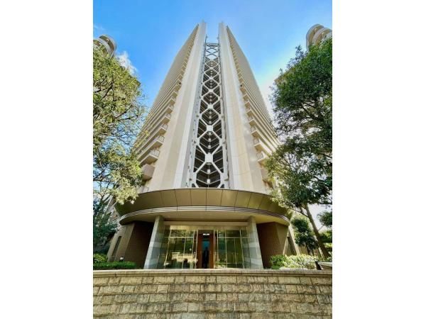 2LDK Apartment for Sale in Saitama City, Saitama - Thumbnail 2