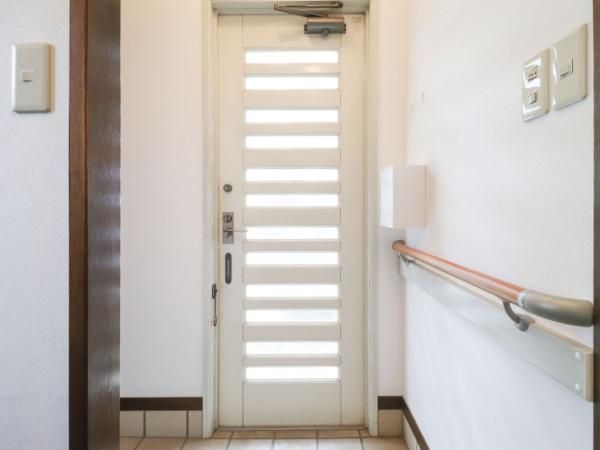 2LDK House for Sale in Mitaka, Tokyo - 66.24m2 - Corner Lot - Thumbnail 4