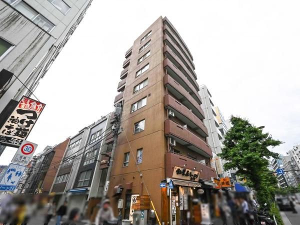 1LDK Apartment in Chiyoda-ku, Tokyo - 33.01 sqm - Thumbnail 3