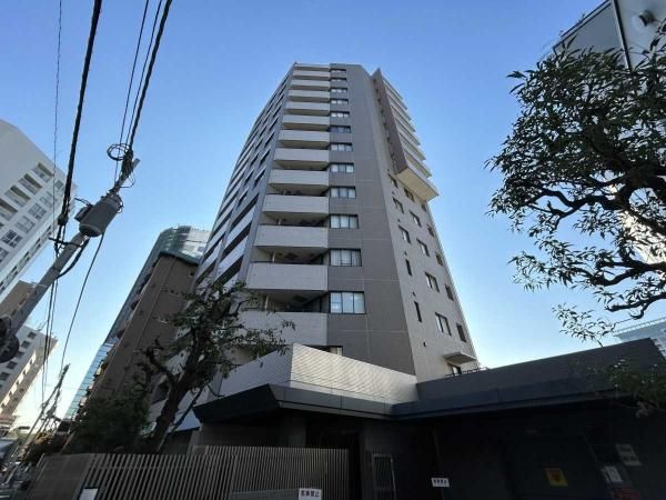 Nishiazabu Forest Plaza 2LDK+WIC Renovated Apartment for Sale - Thumbnail 2