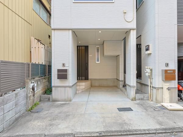 2LDK+S House for Sale in Adachi-ku, Tokyo - Thumbnail 4