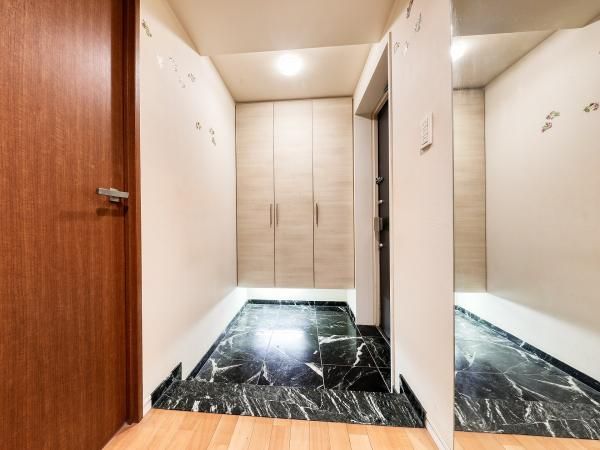 3LDK Apartment for Sale in Funabashi, Chiba - Thumbnail 3