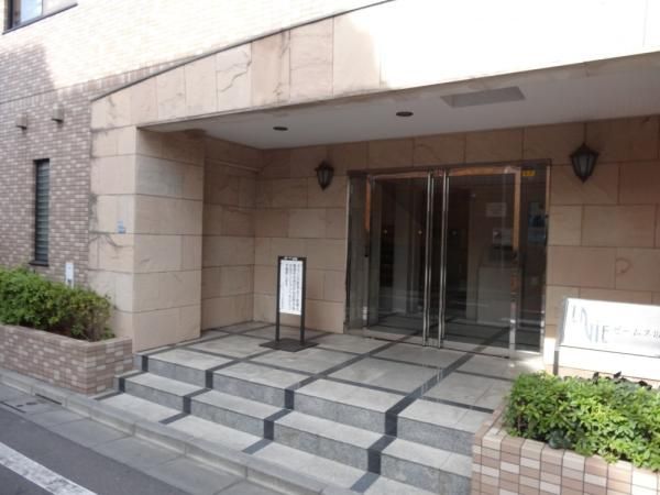 Renovated 2LDK Apartment in Minami-Shinagawa, Tokyo - Thumbnail 2