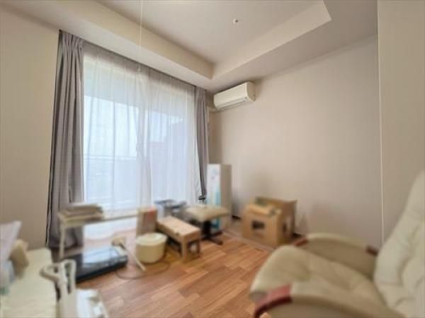 1R Apartment in Minami-Ikebukuro, Toshima-ku, Tokyo - Thumbnail 2