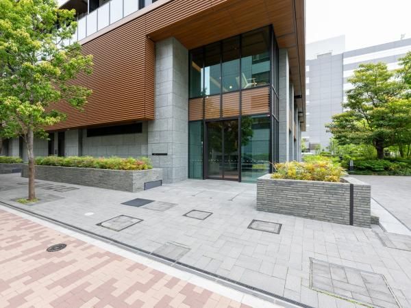 Proud Tower Shibaura 1LDK Apartment for Sale in Minato, Tokyo - Thumbnail 3