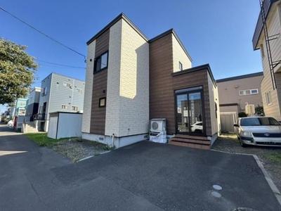 3LDK Wooden House for Sale in Sapporo Higashi-ku, 105m² — House, Higashi, Hokkaido