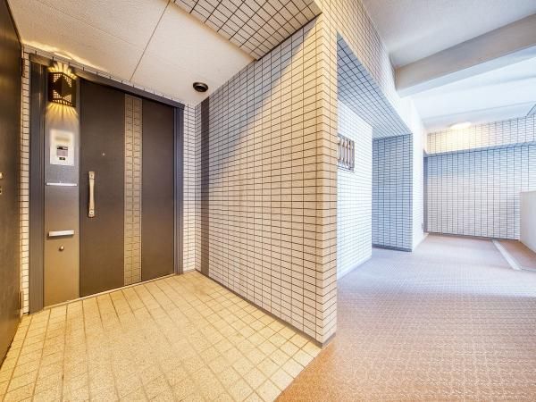 Renovated 3LDK Apartment in Higashishinagawa, Shinagawa-ku, Tokyo - Thumbnail 3
