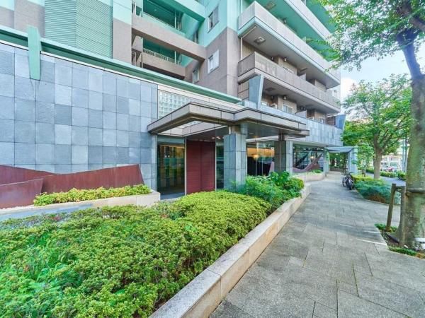 Renovated 2LDK Apartment in Meguro, Tokyo - 71.99m2 - Thumbnail 4