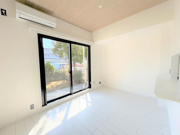3LDK Renovated Apartment with Garden in Tsunashima Higashi, Yokohama - Thumbnail 3