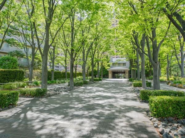 4LDK Apartment for Sale in Ichikawa, Chiba - 97.71 sqm - Thumbnail 2