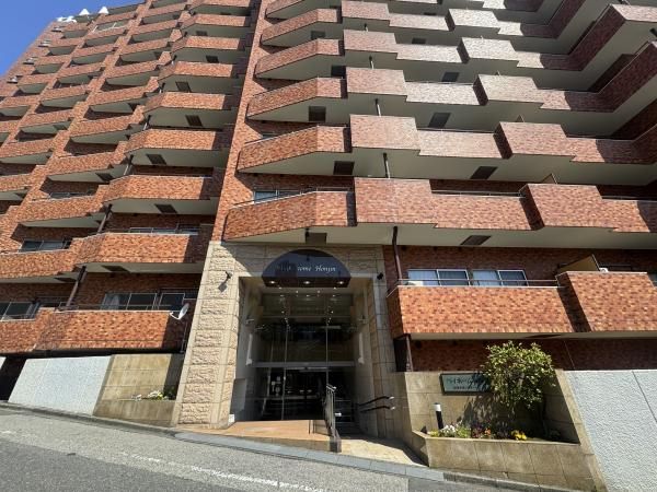 2LDK Apartment for Sale in Shinjuku, Tokyo with Renovation - Thumbnail 2