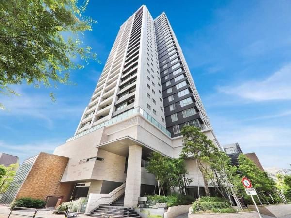 2LDK Apartment for Sale in Shinagawa, Tokyo - Brillia Oimachi Lavian Tower - Thumbnail 2