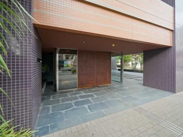 La Place West 1SLDK Apartment for Sale in Shinagawa, Tokyo - Thumbnail 3